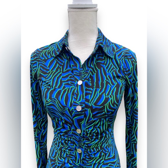 Michael Michael Kors snap front dress - Picture 3 of 9